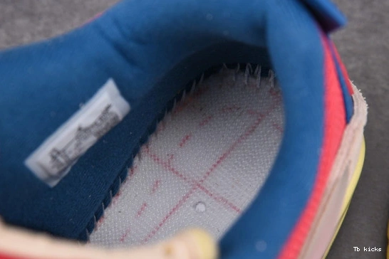 Reps TBK DC9533-800 DC9533-800 Ice Guava Jordan Union Air 4 1217